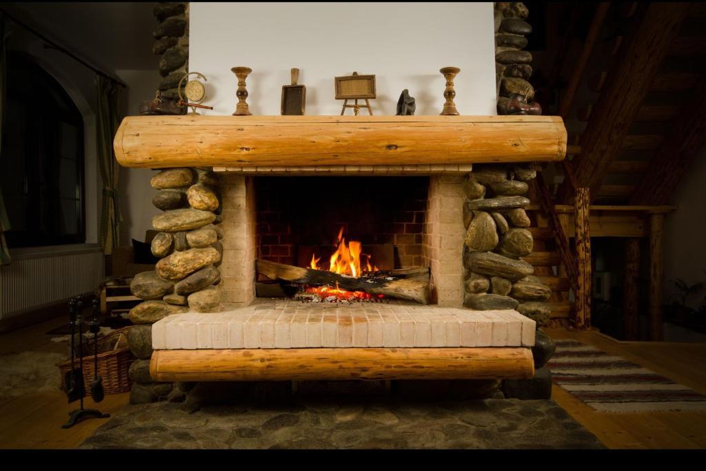 Casa Mosului - Transfagarasan Bed & Breakfast คือร์ตีโชอารา ภายนอก รูปภาพ