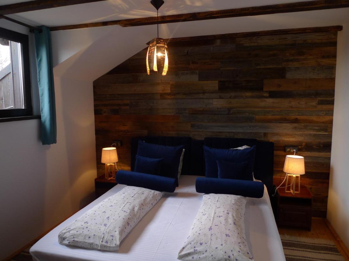 Casa Mosului - Transfagarasan Bed & Breakfast คือร์ตีโชอารา ภายนอก รูปภาพ